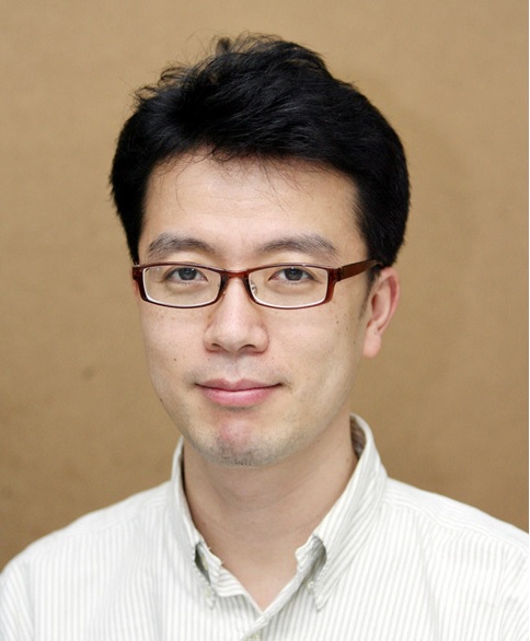 김진욱